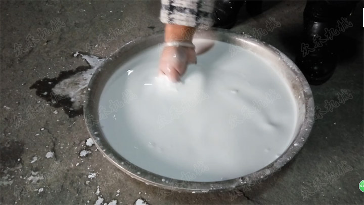 搟面皮面漿濃度稠稀怎么調絕密配方